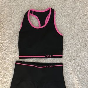 Soulcycle black/pink workout set